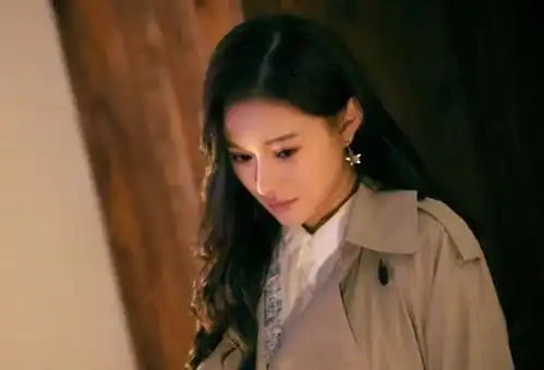 没想到吧,其实司藤中最有人情味儿的反而是她