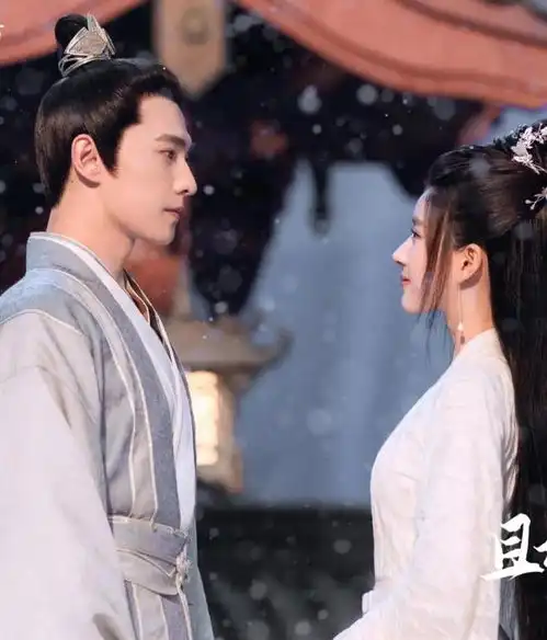 接档剧来了杨紫成毅选对剧本抽中王炸,将接档与君初相识