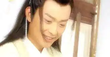 他曾是当红小生,红过胡歌,却因转型失败现无人关注
