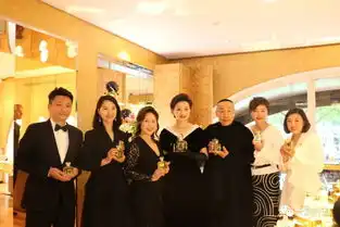 香味丨巴黎闻香识女人法国娇兰携手中国杨澜推出联名品牌定制香水lan
