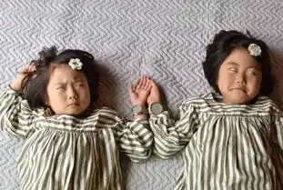 日本妈妈因狂晒女儿的丑照走红网友是亲妈吗哈哈哈哈哈