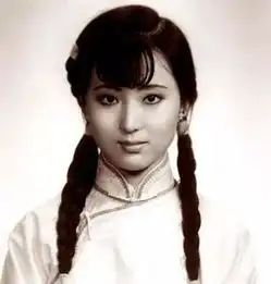 40张陈晓旭的老照片,坎坷一生的林妹妹,几代人心中的传奇
