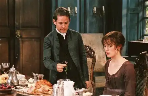 再看傲慢与偏见,发现男人的魅力,与金钱无关
