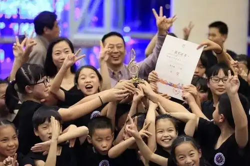 当梦想照进现实,中国版放牛班的春天何以动人紫云英合唱团创作谈