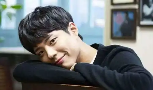 韩国最受欢迎艺人票选top10爱的迫降cp双双入榜
