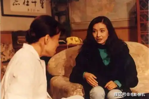 我爱我家剧组主创大多是关系户,小张曾是张雨绮经纪人