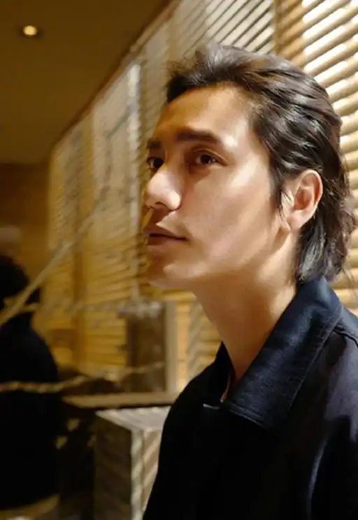 曾因十块钱被继母赶出家门的陈坤,现身家上亿,48岁终成人生赢家