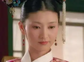 曾获封安庆第一美女的沈眉庄斓曦,如今产后发福,哺乳期双下巴雷人却让人大呼伟大
