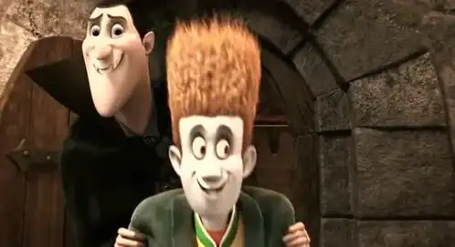 精灵旅社为了不让大家发现乔奈森是人类,德古拉将他打扮成怪物
