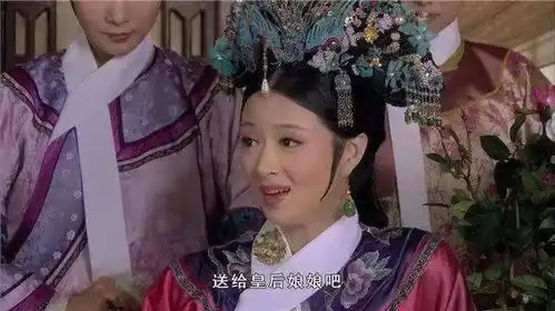 甄嬛传为何皇后每次都亲手摘耳环这个秘密华妃到死都不知道
