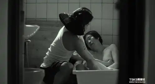 有部电影这一场征服了韩国,却原来也是导演对中国的粘稠乡愁
