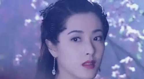 最美女鬼现实太旺夫交往三任男友皆成影帝,如今仍是单身
