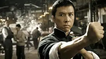 吊打战狼,单挑叶问,演员马云的电影首秀能打几分
