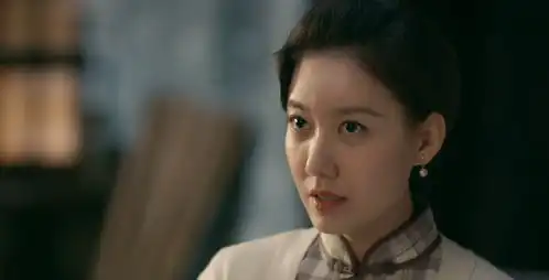 佟丽娅主演的新剧霞光开播,口碑欠佳,内容浮夸不真实