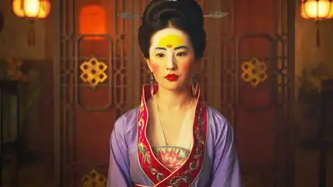 花木兰刘亦菲妆容太诡异迪斯尼终于拍出了中国的花木兰