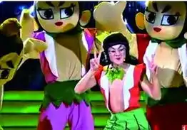 谢娜张杰甜蜜牵手跨年盘点大咖秀谢娜百变造型
