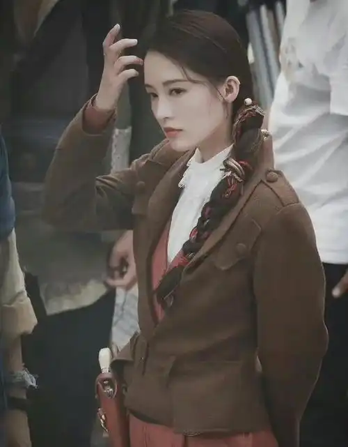 请君赐轿路透曝光,李沁任嘉伦组cp,人设带感,服化道新奇
