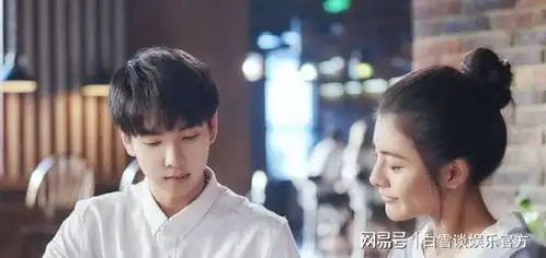 又一新剧上线五天就火了,累计播放量破亿,光看剧照就想追
