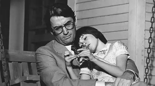 公社观影格利高里派克杀死一只知更鸟蒙自路1月21日
