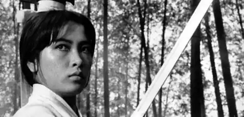 拍戏帮丈夫还钱,却被债主疯狂追求,影后徐枫的操作令人拍案叫绝