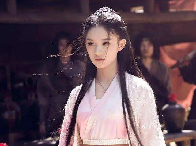 杨幂杨蓉林允周迅鞠婧炜火拼暑期档,谁能博得头筹