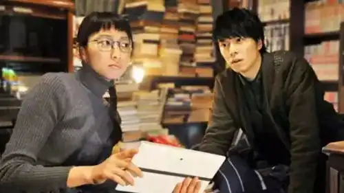 假套汹涌,年轻人的佛系低欲是假象吗