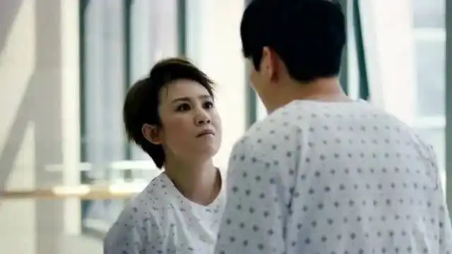 盘点影视剧中的经典搞笑视频,马丽和艾伦互换身体,艾伦太娘了
