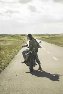 尹正飞驰人生剧照曝光上演忧郁眼神杀