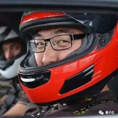 自动驾驶玩漂移蛇皮走位秀绝技,斯坦福推出电动版头文字d车神