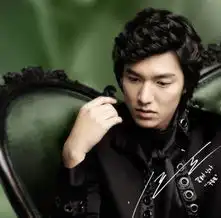 继承者们李敏镐1集7次落泪腿长颜美身材好电晕观众
