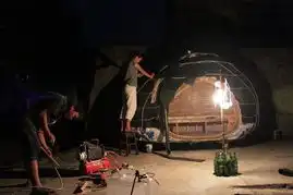蜗居新概念城市下的蛋图片
