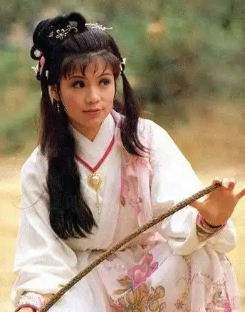 83版射雕英雄传郭靖和黄蓉在皇宫赏花那集是哪集急急急
