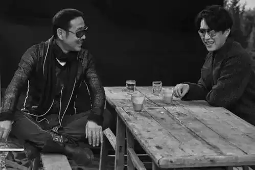 你只看到陈道明的清高,却不曾看懂他的清醒
