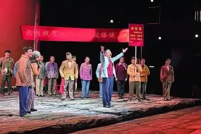 汉剧名家齐聚武汉共展汉韵芳华共论剧种未来
