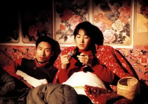 巩俐,女皇与她的空王冠
