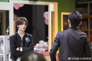 justin黄明昊穿校服化身书二代气质青涩笑容温暖似初恋
