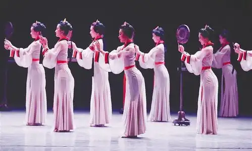 精品文艺演出将轮番上演花木兰椰城策马
