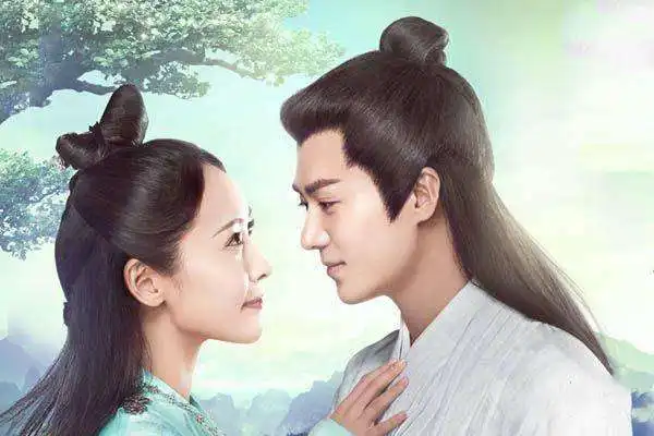 天乩齐霄我的心一贯如深海,而如今我已将心做荒冢,葬了一段有你