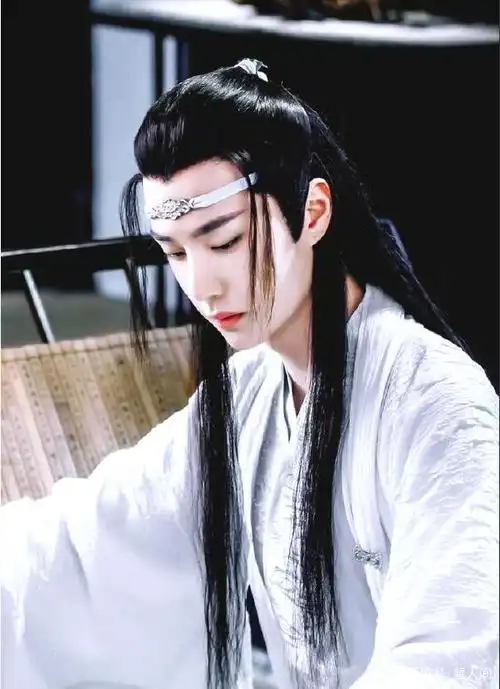 洛阳白牡丹王一博结缘风起洛阳,众星联手再现大唐风华
