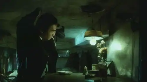 58岁梁朝伟新片出预告,刘嘉玲亲自打call,他说想疯狂一次
