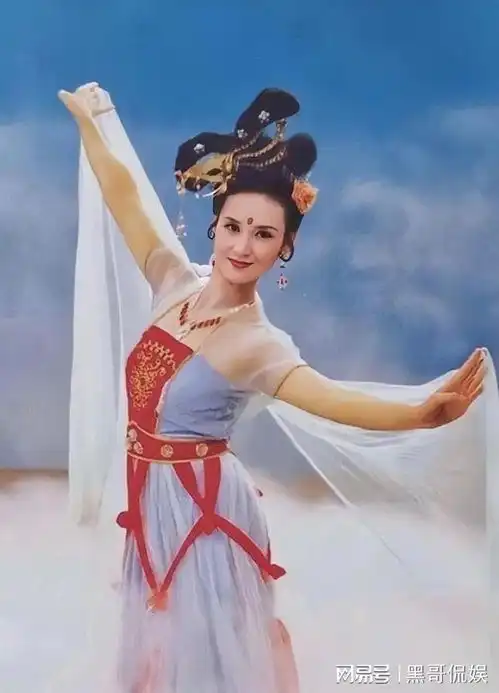 事实证明,那个让冯小刚痴迷几十年的女人,已经走上了另一条大道
