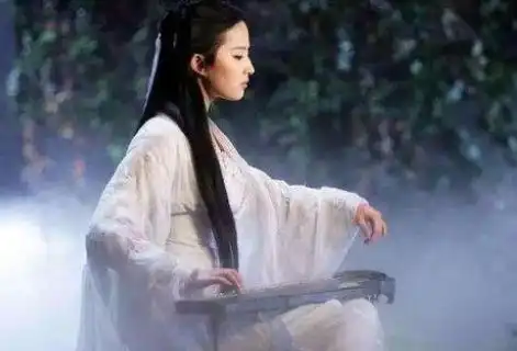 金庸武侠小说神雕侠侣里的小龙女原名叫什么