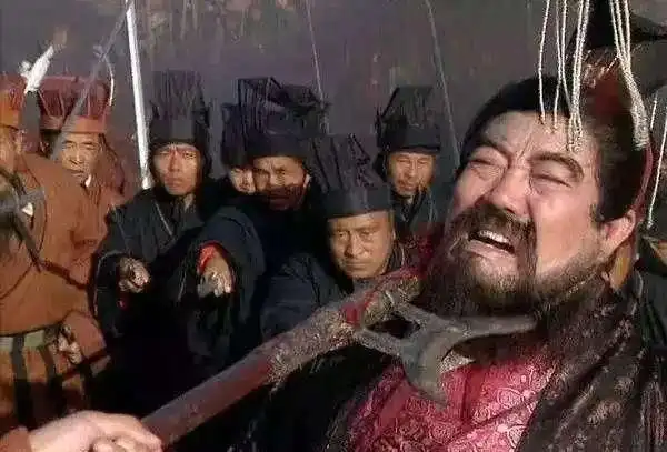 同样挟天子以令诸侯,为何曹操能成功,而董卓却一败涂地
