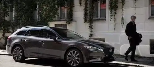 最美瓦罐亮相,线条美感帅过奥迪a7,配2.5t操控比肩宝马,没白等