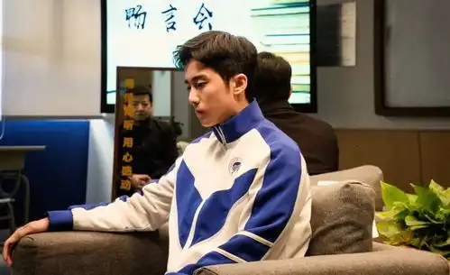 海淀高中老师被鸡的娃开始秃了故事fm
