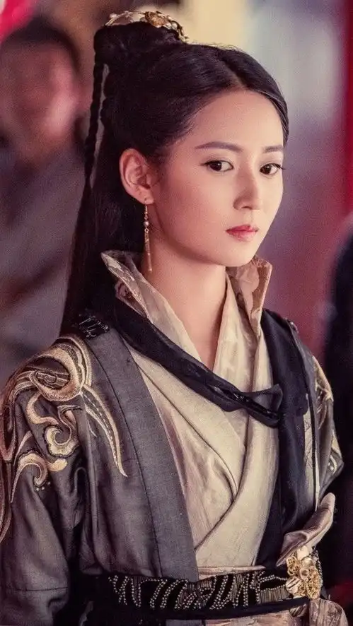 网络剧四小花旦,陈瑶灵动甜美陈钰琪清新淡雅,不过还是不如她美
