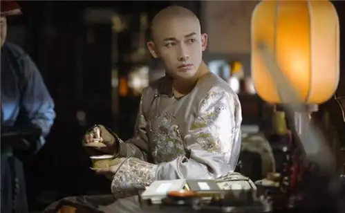 一副半真半假的古画,却被乾隆盖了50个章,放大10倍发现其中玄机
