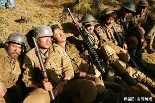 中国最滚烫的极边第一城,遍地宝藏中国自驾地理
