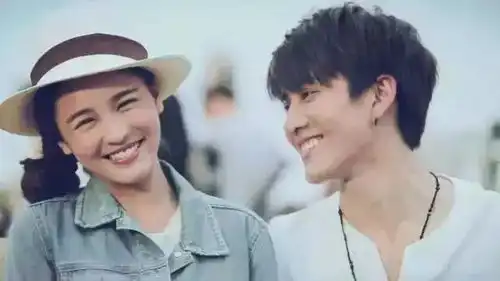 泰国鲜肉奶爸mike一夜爆红,未婚生子为什么还能圈粉无数
