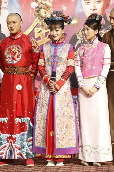 金钗谍影陈紫函出演清宫版林黛玉
